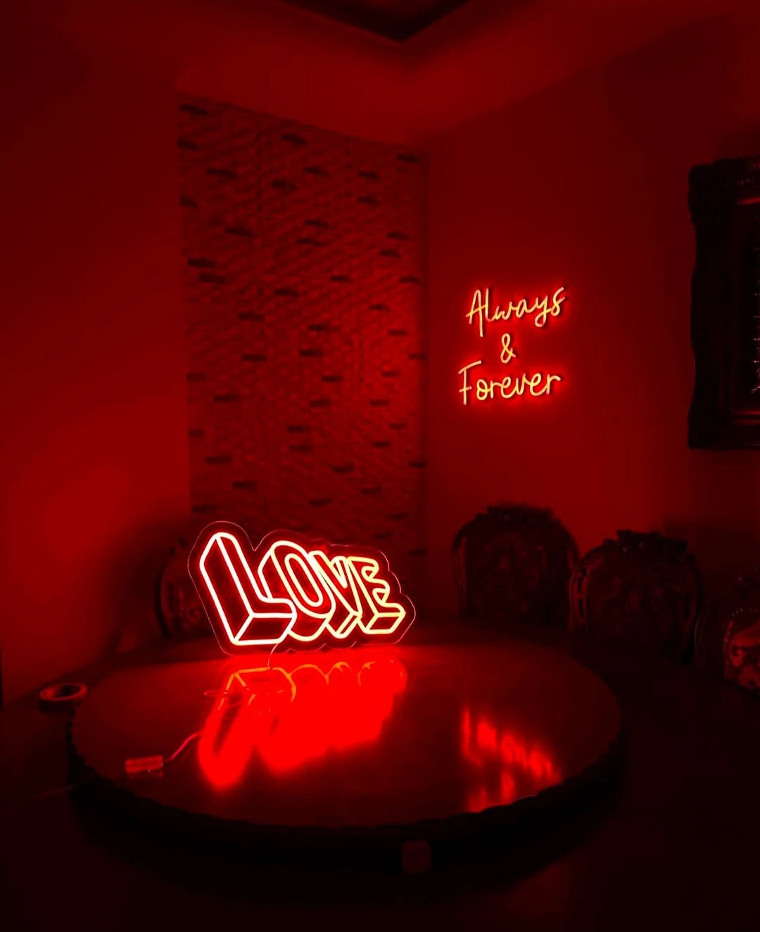 Artistic Neon Sign Lighting for a Bold Statement