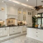 19 Daring Black and White Kitchen Ideas
