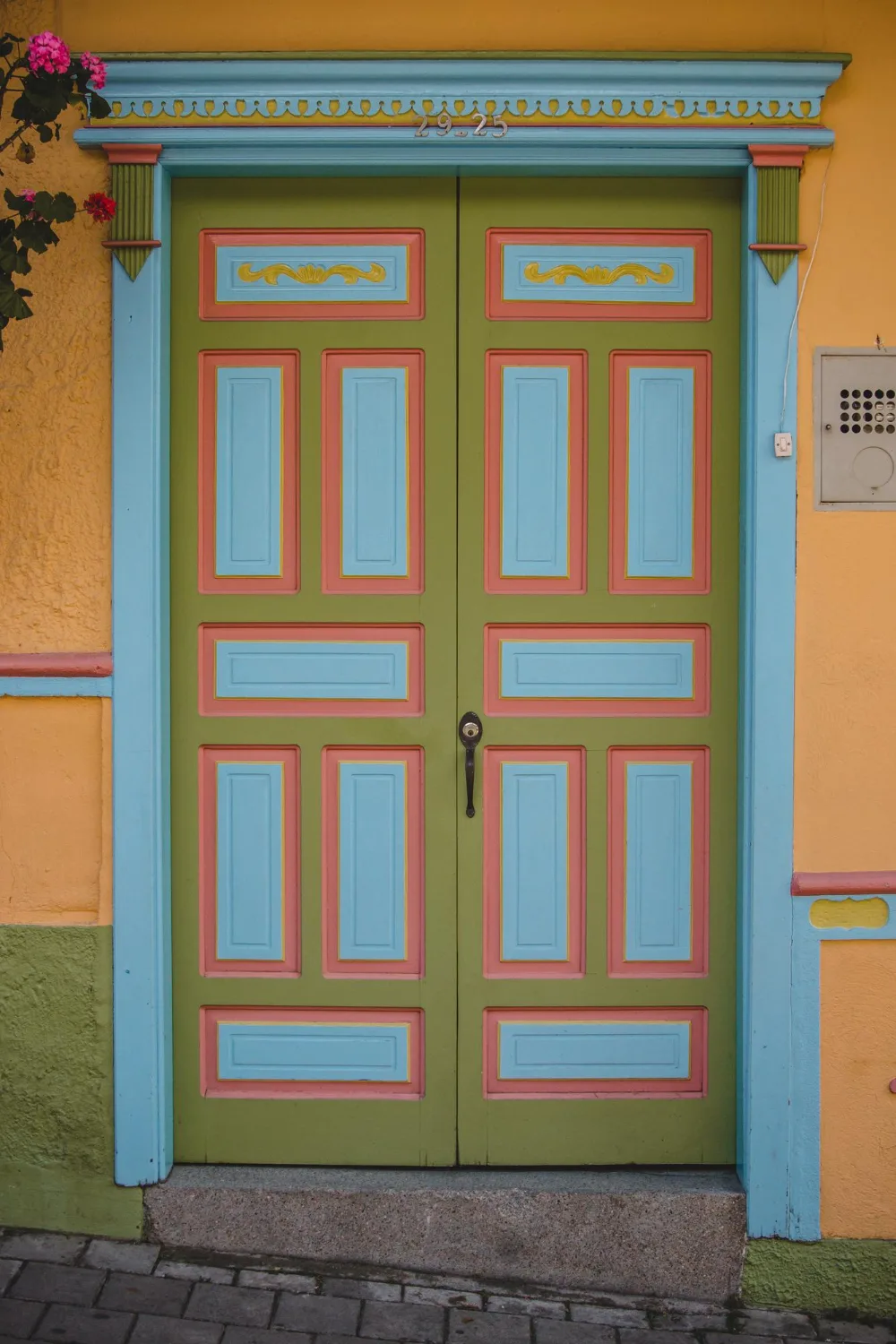 21 Stunning Painted Door Mural Ideas