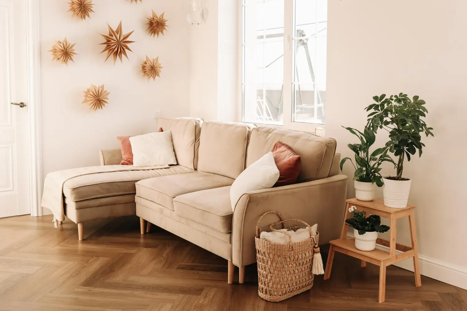 Inviting Cream Chaise Lounge