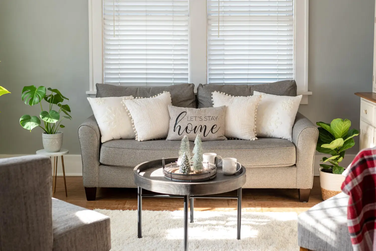 Warm Neutrals and Cozy Vibes