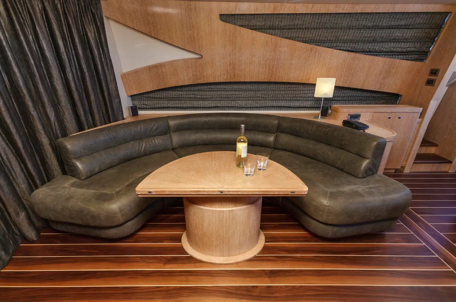 Whiskey Lounge Curved Leather Banquette